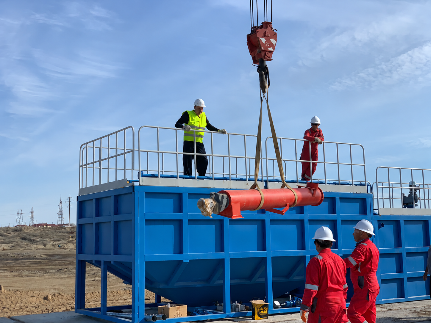 Installation of equipment for oil sludge processing